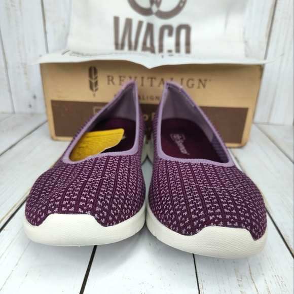 Spenco Wide Width Daily Stretch Batik Flats - Picture 5 of 13